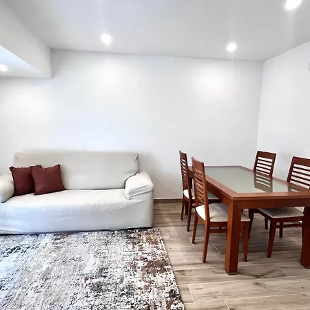 The Cate House - Casa Renovada A 3 Minutos Do Centro Historico Vakantiehuis *