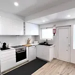 The Cate House - Casa Renovada A 3 Minutos Do Centro Historico * Lagos