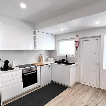 The Cate House - Casa Renovada A 3 Minutos Do Centro Historico * Lagos